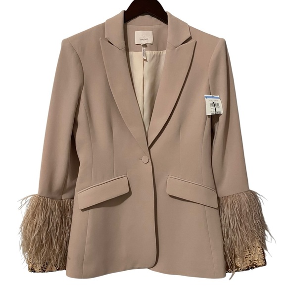 NWT Cinq à Sept Cheyenne Crepe Blazer Jacket Sequin & Feather Sleeves Sz 4 - Picture 4 of 6